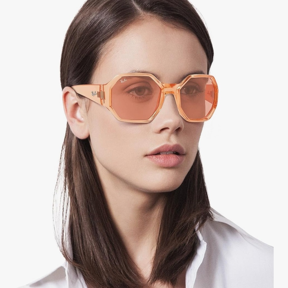 Ray-Ban Rb4337 Evolve Photochromic Square Sunglasses